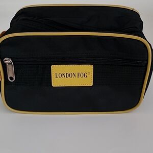 London Fog Unisex Black & Gold Toiletry/Cosmetic/Shave Bag
